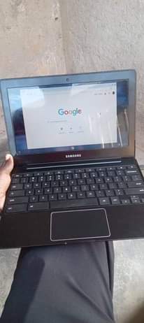 A picture of Samsung chromebook