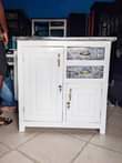 A picture of Kitchen cabnet