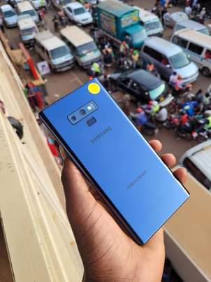 A picture of Samsung galaxy note9 128GB 6GB Refurbished