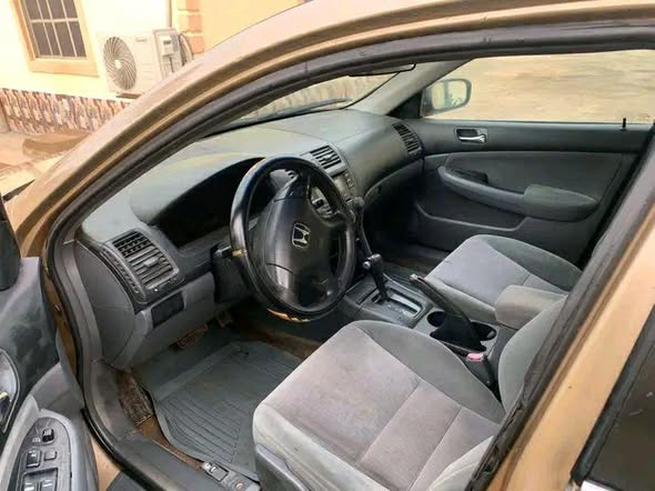 A picture of Super distres Honda EOD 2 1m