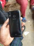 A picture of Infinix hot 8 lit