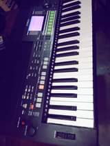 A picture of YAMAHA PSR S550