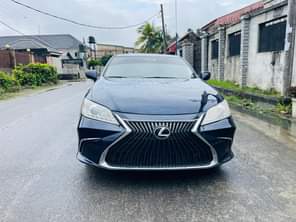 A picture of LEXUS ES350 FIRST BODY BELGIUM GRADE 2008 2015 Fully FACELIFTED