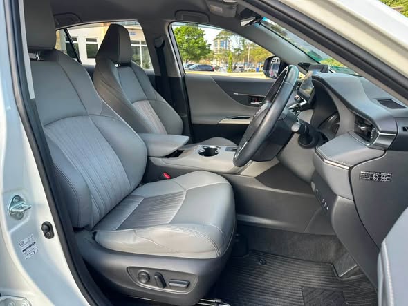 A picture of Toyota harrier