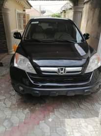 A picture of Honda CR V 2008
