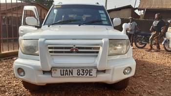 A picture of PAJERO IO 2 0CC 7M ENGINE STILL OKK AND GEARBOX