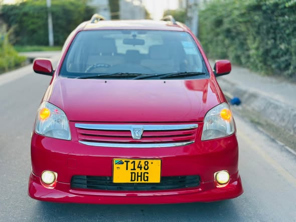 A picture of TOYOTA RAUM FOR SALE DHG 11 7