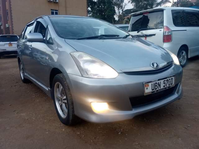 A picture of TOYOTA WISH