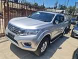 A picture of 2017 nissan navara double cabin