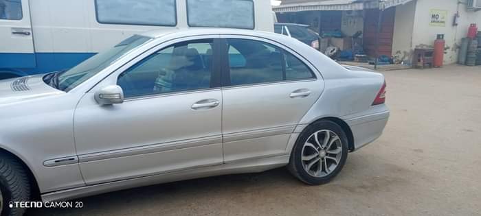 A picture of Benz car