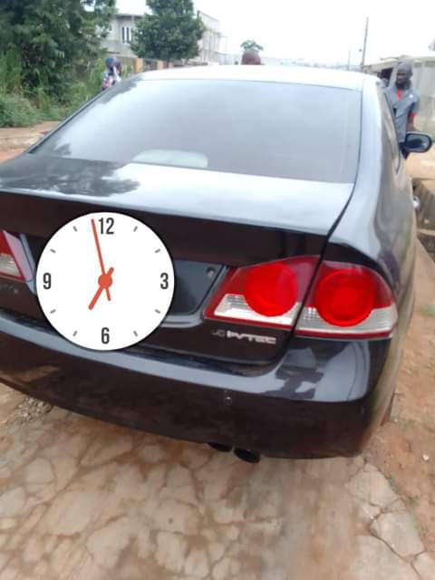 A picture of Hot Very Neat Honda Civic Avaliable at ikorodu For Sale