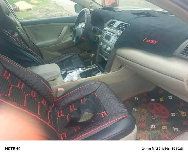 A picture of 2010 Toyota Camry spider
