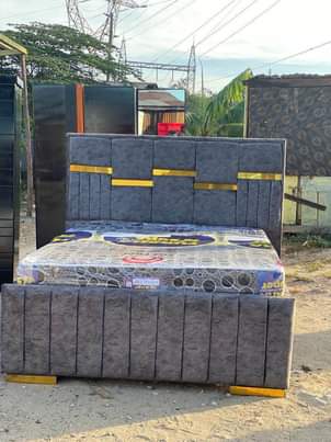 A picture of Nauza kitandacha bed sofa 5 6 bei 250000 Location ubungo