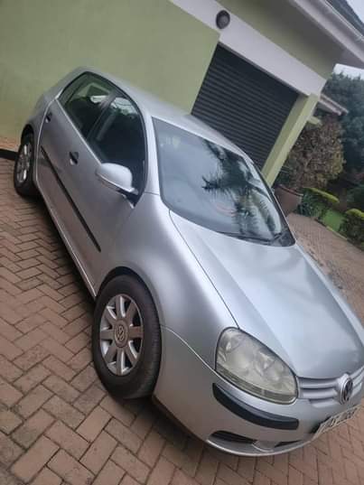 A picture of its golf 5on sale 11m