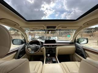 A picture of Foreign used Lexus LX570 in pristine condition