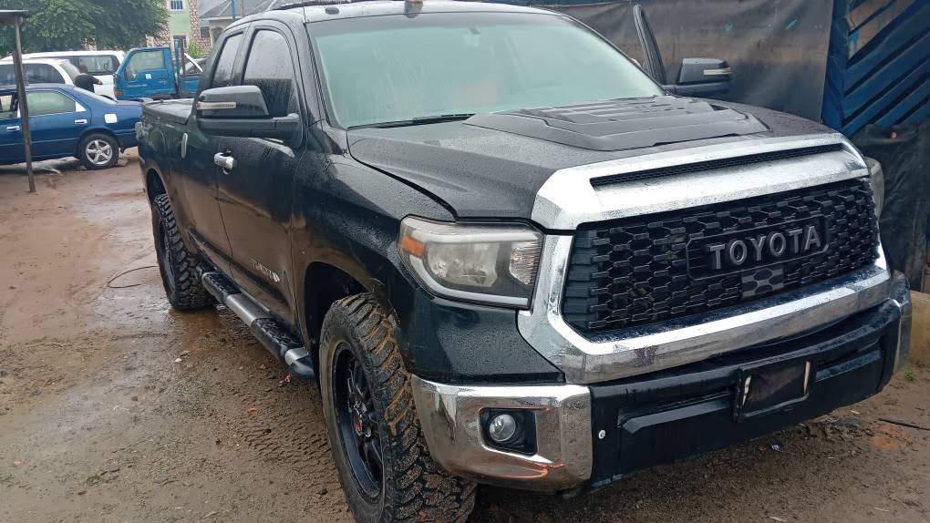 A picture of DESTRESS SALE TOYOTA TUNDRA 2010 07036771684 08114849900