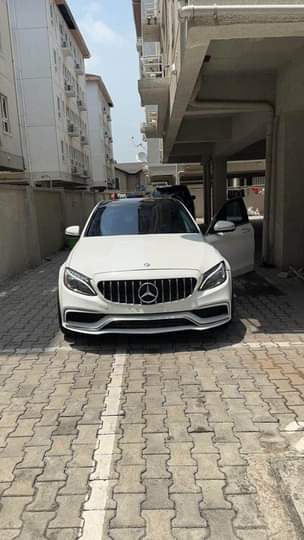 A picture of C300 2016