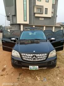 A picture of Ml350 Mercedes Benz
