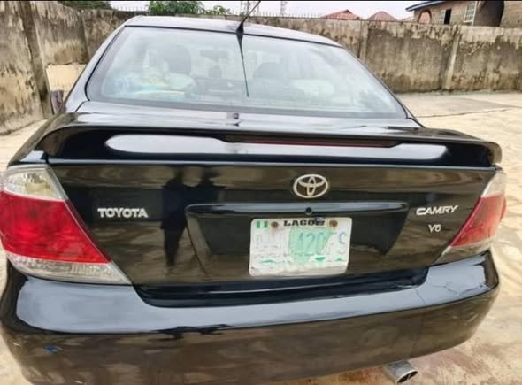 A picture of Camry V6 V6