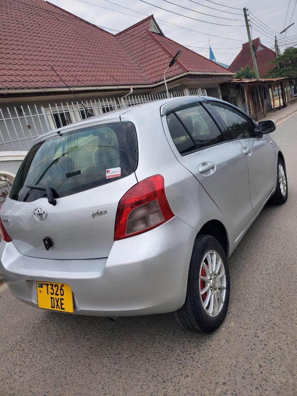 A picture of Toyota vtz new