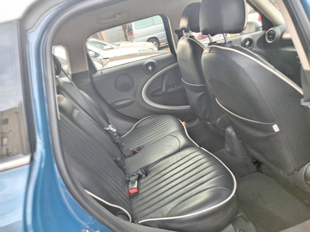A picture of Mini cooper