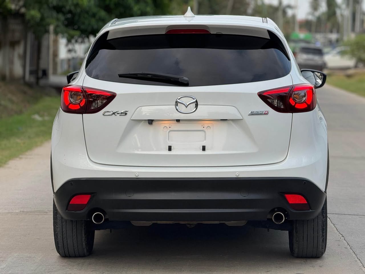 A picture of MAZDA CX 5 CHESIS PRICE 35M Registration 0765242424 Call WhatsApp