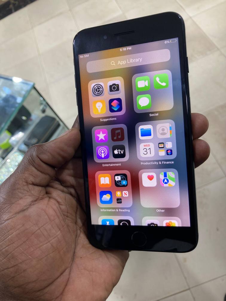 A picture of Used iPHONE 7 32gb AT ONLY 240 000 32GB STORAGE