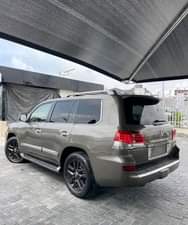 A picture of NIGERIAN USED 2015 LEXUS LX570 PREMIUM Thumbstart Navigation System Sunroof