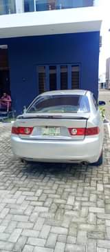 A picture of Engine and gear perfectly okay ac need attention call 09026733323