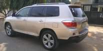A picture of Toyota Highlander 2008 upgraded to 2013