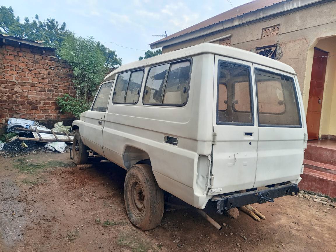 A picture of Ambulance Hardtop Body 