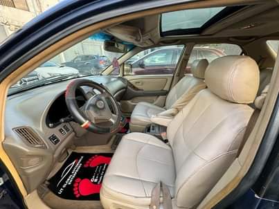 A picture of Neatly used and clean registered Lexus RX300 2001