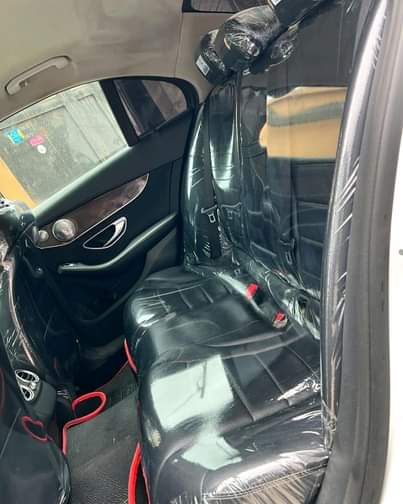 A picture of Mercedes Benz C 300 4matic 2015 Toks 17.5M 