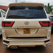 A picture of V8 2022kit 190M