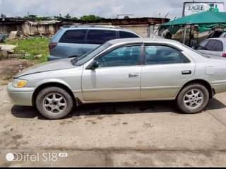 A picture of 2002 Toyota Camry Camry 02 08069525376