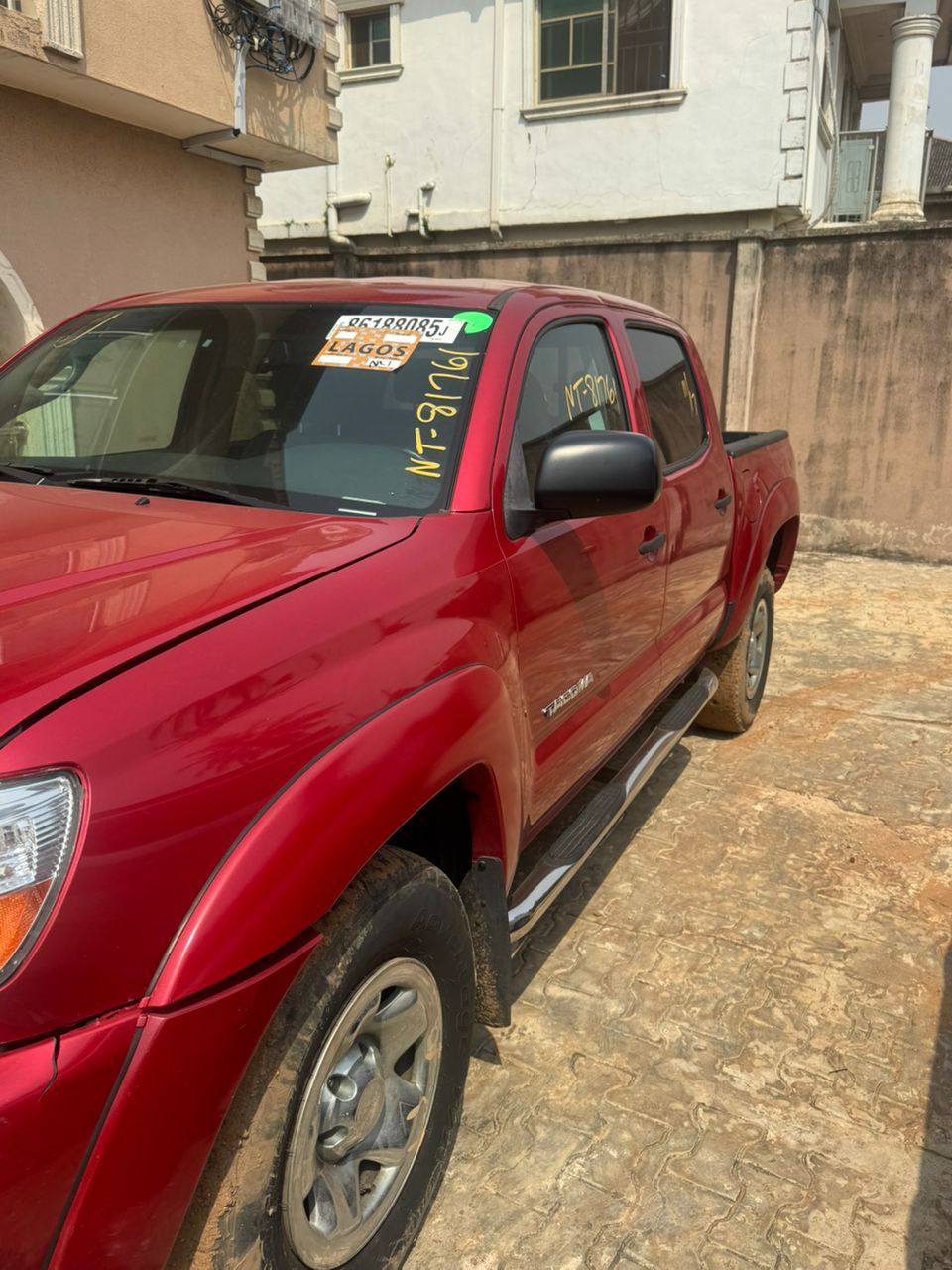 A picture of 2010 Toyota Tacoma Tokunbo