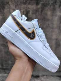 A picture of Men s shoes