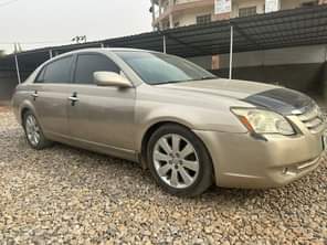 A picture of Extremely clean first body Avalon 2007 with ac and gear