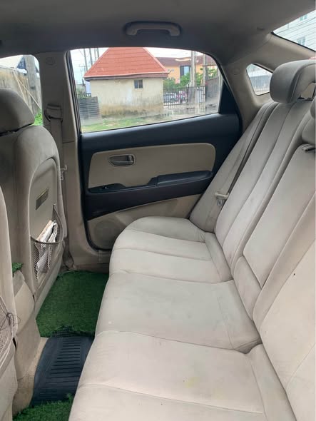 A picture of Hyundai Elentra 2008 For sell