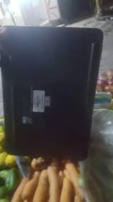A picture of Mac book dell