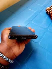 A picture of Samsung s9