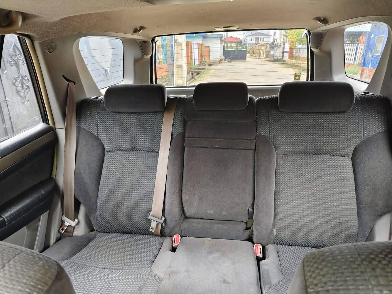 A picture of 2005 Toyota 4runner