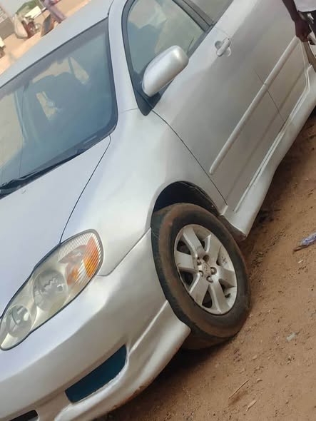 A picture of Toyota Corolla 2004