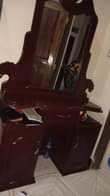 A picture of dressing table and kabati
