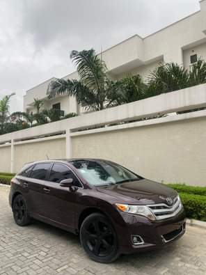 A picture of Toyota Venza FOR SALE 2014 model Pre owned XLE Fullest