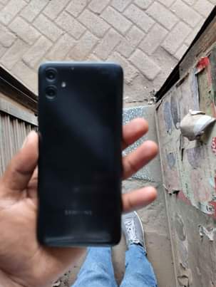 samsung a04e