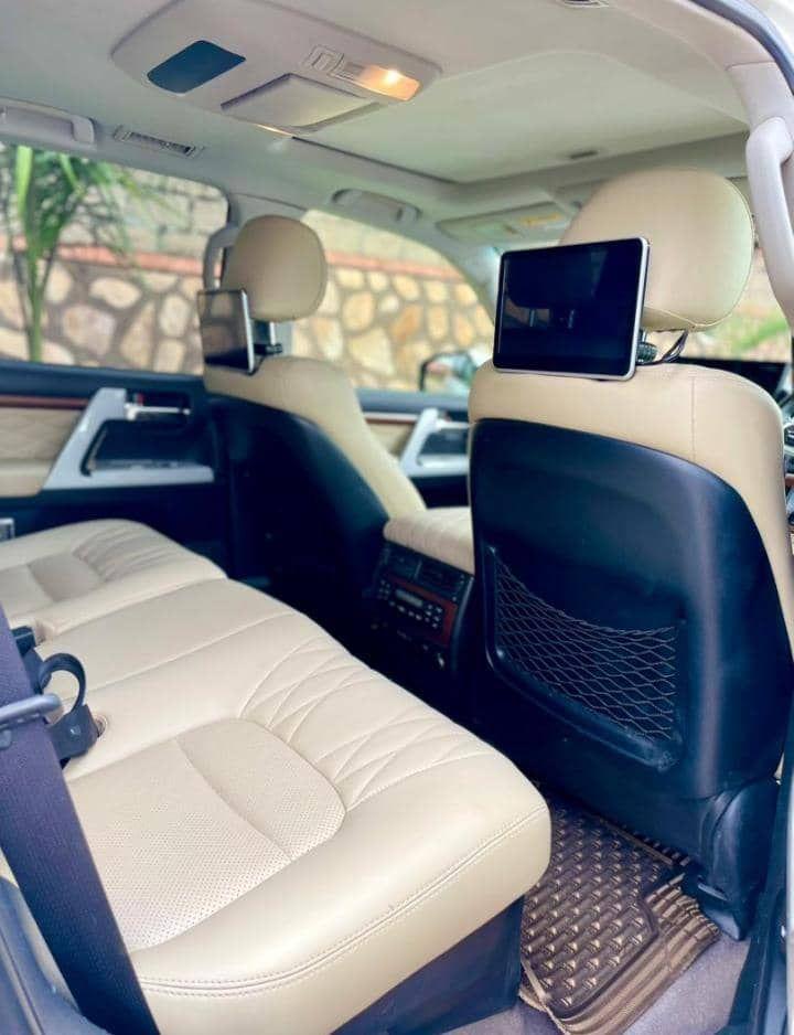 A picture of LANDCRUISER ON SALE