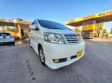 A picture of TOYOTA ALPHARD