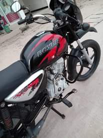 A picture of PIKIPIKI BOXER CC 125 GIA 5 INAUZWA