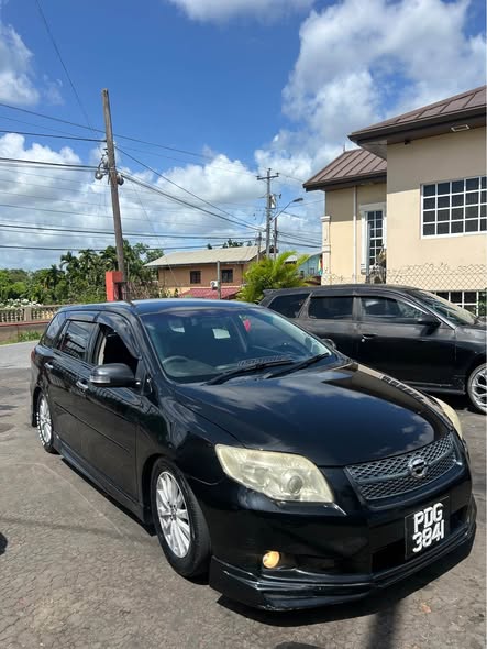 toyota fielder
